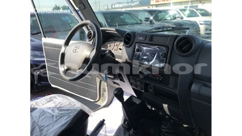 Big with watermark toyota land cruiser bumthang import dubai 2991