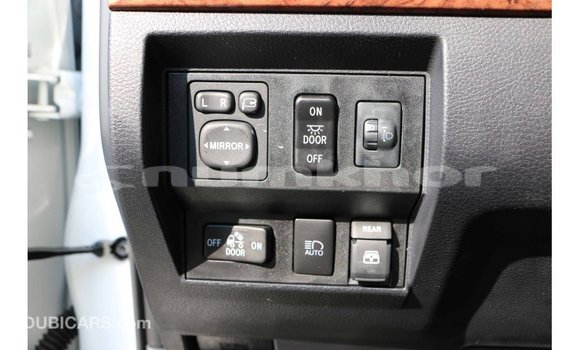 Buy Import Toyota Tundra White Car in Import - Dubai in Bumthang Buy Import Toyota Tundra White Car in Import - Dubai in Bumthang