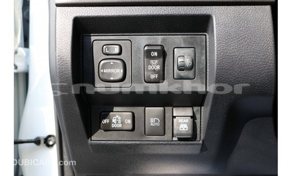 Buy Import Toyota Tundra White Car in Import - Dubai in Bumthang Buy Import Toyota Tundra White Car in Import - Dubai in Bumthang