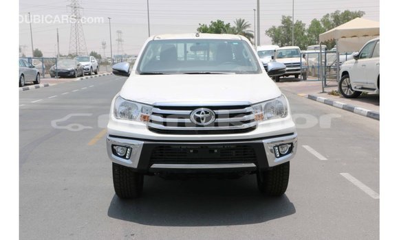 Buy Import Toyota Hilux White Car in Import - Dubai in Bumthang Buy Import Toyota Hilux White Car in Import - Dubai in Bumthang