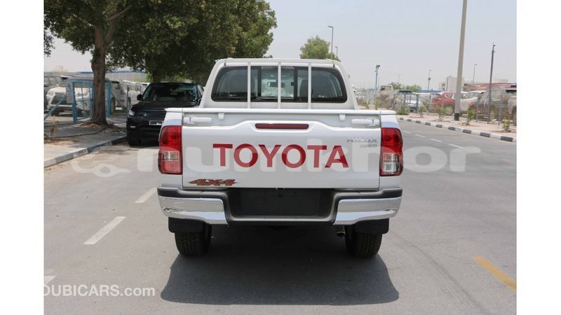 Big with watermark toyota hilux bumthang import dubai 3001