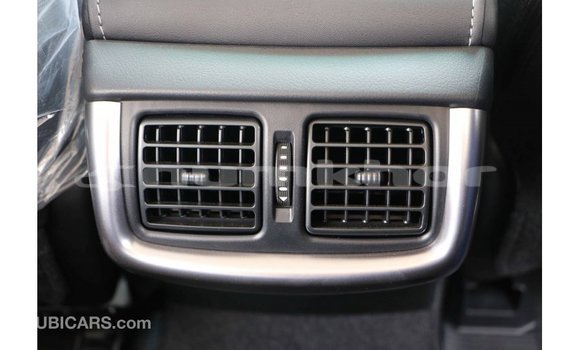 Buy Import Toyota Hilux White Car in Import - Dubai in Bumthang Buy Import Toyota Hilux White Car in Import - Dubai in Bumthang