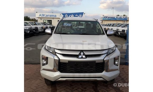 Buy Import Mitsubishi L200 White Car in Import - Dubai in Bumthang Buy Import Mitsubishi L200 White Car in Import - Dubai in Bumthang