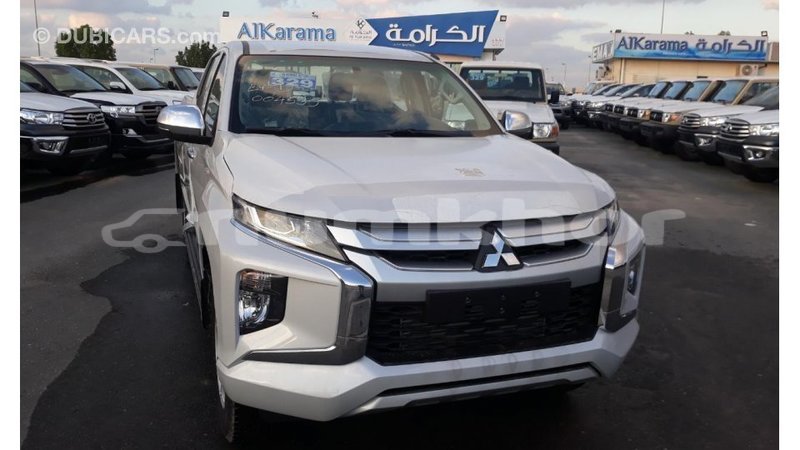 Big with watermark mitsubishi l200 bumthang import dubai 3004