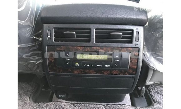 Buy Import Toyota Land Cruiser Black Car in Import - Dubai in Bumthang Buy Import Toyota Land Cruiser Black Car in Import - Dubai in Bumthang