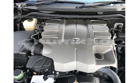 Buy Import Toyota Land Cruiser Black Car in Import - Dubai in Bumthang Buy Import Toyota Land Cruiser Black Car in Import - Dubai in Bumthang