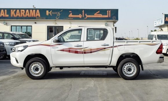 Buy Import Toyota Hilux White Car in Import - Dubai in Bumthang Buy Import Toyota Hilux White Car in Import - Dubai in Bumthang
