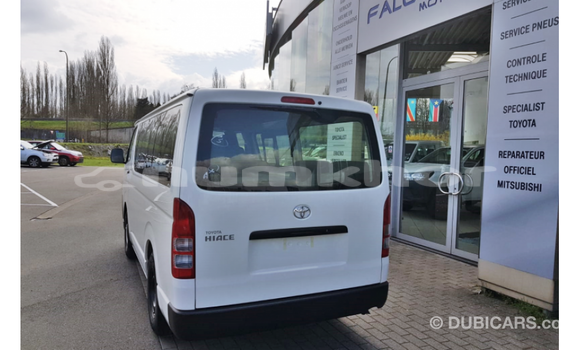 Buy Import Toyota Hiace White Car in Import - Dubai in Bumthang Buy Import Toyota Hiace White Car in Import - Dubai in Bumthang