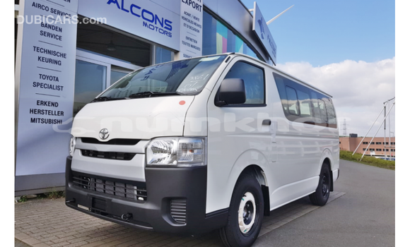 Buy Import Toyota Hiace White Car in Import - Dubai in Bumthang Buy Import Toyota Hiace White Car in Import - Dubai in Bumthang