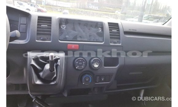 Buy Import Toyota Hiace White Car in Import - Dubai in Bumthang Buy Import Toyota Hiace White Car in Import - Dubai in Bumthang