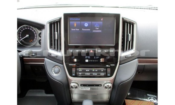 Buy Import Toyota Land Cruiser Black Car in Import - Dubai in Bumthang Buy Import Toyota Land Cruiser Black Car in Import - Dubai in Bumthang