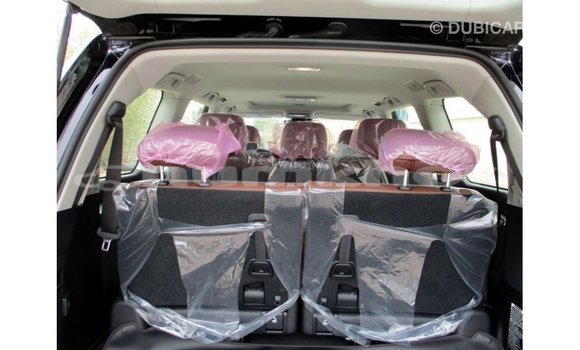 Buy Import Toyota Land Cruiser Black Car in Import - Dubai in Bumthang Buy Import Toyota Land Cruiser Black Car in Import - Dubai in Bumthang