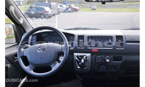 Buy Import Toyota Hiace White Car in Import - Dubai in Bumthang Buy Import Toyota Hiace White Car in Import - Dubai in Bumthang