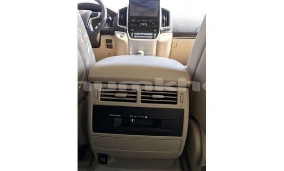 Buy Import Toyota Land Cruiser Black Car in Import - Dubai in Bumthang Buy Import Toyota Land Cruiser Black Car in Import - Dubai in Bumthang
