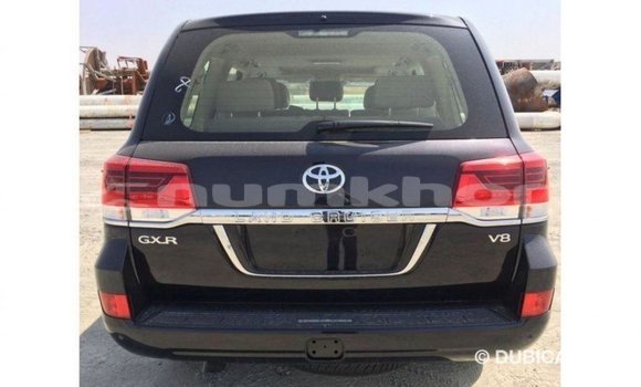 Buy Import Toyota Land Cruiser Black Car in Import - Dubai in Bumthang Buy Import Toyota Land Cruiser Black Car in Import - Dubai in Bumthang