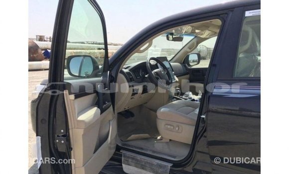 Buy Import Toyota Land Cruiser Black Car in Import - Dubai in Bumthang Buy Import Toyota Land Cruiser Black Car in Import - Dubai in Bumthang