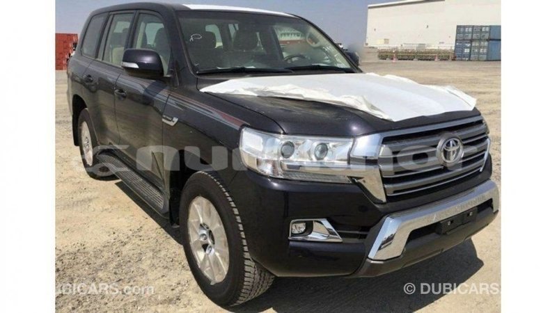 Big with watermark toyota land cruiser bumthang import dubai 3031