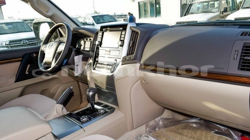 Big with watermark toyota land cruiser bumthang import dubai 3034