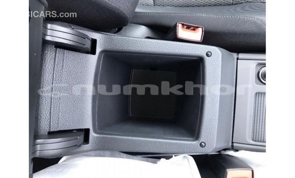 Buy Import Volkswagen Golf White Car in Import - Dubai in Bumthang Buy Import Volkswagen Golf White Car in Import - Dubai in Bumthang