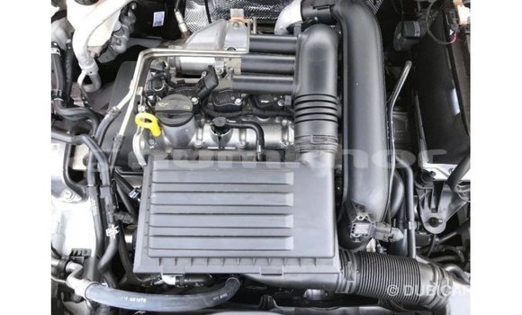 Buy Import Volkswagen Golf White Car in Import - Dubai in Bumthang Buy Import Volkswagen Golf White Car in Import - Dubai in Bumthang