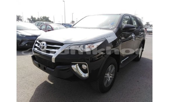 Buy Import Toyota Fortuner Black Car in Import - Dubai in Bumthang Buy Import Toyota Fortuner Black Car in Import - Dubai in Bumthang