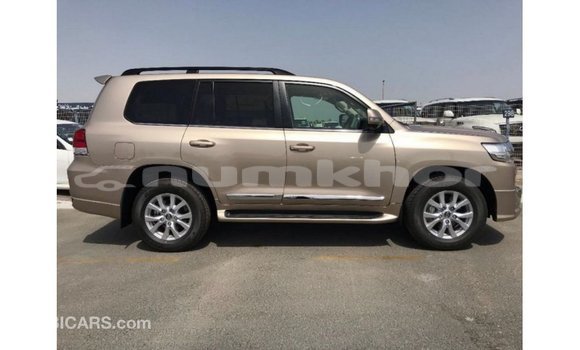 Buy Import Toyota Land Cruiser Other Car in Import - Dubai in Bumthang Buy Import Toyota Land Cruiser Other Car in Import - Dubai in Bumthang