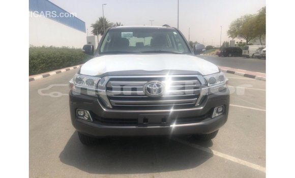 Buy Import Toyota Land Cruiser Other Car in Import - Dubai in Bumthang Buy Import Toyota Land Cruiser Other Car in Import - Dubai in Bumthang