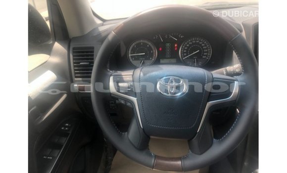 Buy Import Toyota Land Cruiser Other Car in Import - Dubai in Bumthang Buy Import Toyota Land Cruiser Other Car in Import - Dubai in Bumthang