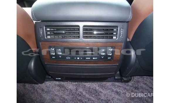 Buy Import Toyota Land Cruiser Red Car in Import - Dubai in Bumthang Buy Import Toyota Land Cruiser Red Car in Import - Dubai in Bumthang