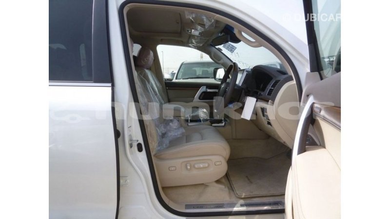 Big with watermark toyota land cruiser bumthang import dubai 3044