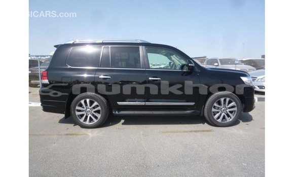 Buy Import Toyota Land Cruiser Black Car in Import - Dubai in Bumthang Buy Import Toyota Land Cruiser Black Car in Import - Dubai in Bumthang