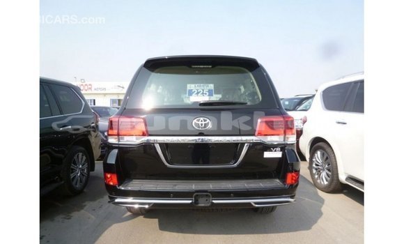 Buy Import Toyota Land Cruiser Black Car in Import - Dubai in Bumthang Buy Import Toyota Land Cruiser Black Car in Import - Dubai in Bumthang