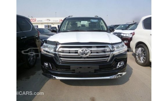 Buy Import Toyota Land Cruiser Black Car in Import - Dubai in Bumthang Buy Import Toyota Land Cruiser Black Car in Import - Dubai in Bumthang