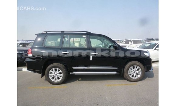 Buy Import Toyota Land Cruiser Black Car in Import - Dubai in Bumthang Buy Import Toyota Land Cruiser Black Car in Import - Dubai in Bumthang