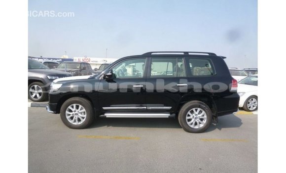 Buy Import Toyota Land Cruiser Black Car in Import - Dubai in Bumthang Buy Import Toyota Land Cruiser Black Car in Import - Dubai in Bumthang