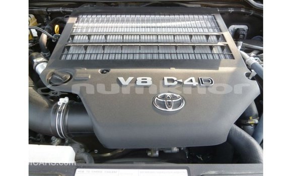 Buy Import Toyota Land Cruiser Black Car in Import - Dubai in Bumthang Buy Import Toyota Land Cruiser Black Car in Import - Dubai in Bumthang