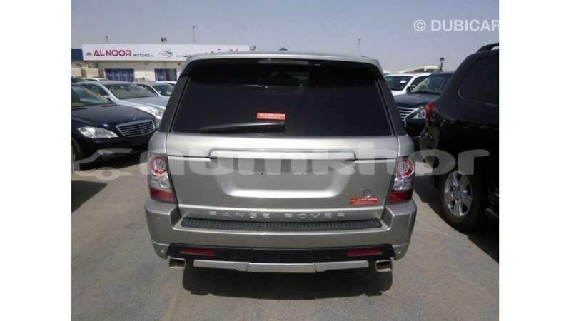 Big with watermark land rover range rover bumthang import dubai 3048