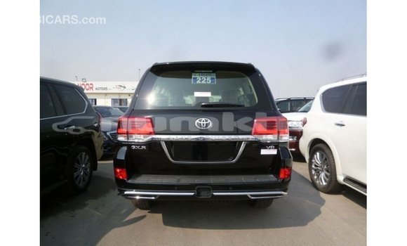 Buy Import Toyota Land Cruiser Black Car in Import - Dubai in Bumthang Buy Import Toyota Land Cruiser Black Car in Import - Dubai in Bumthang