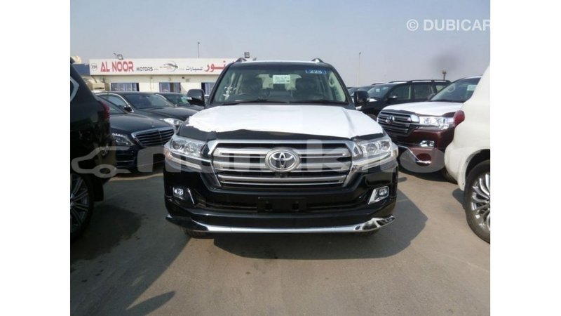 Big with watermark toyota land cruiser bumthang import dubai 3049