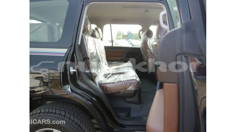 Big with watermark toyota land cruiser bumthang import dubai 3049