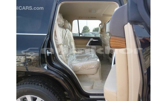 Buy Import Toyota Land Cruiser Black Car in Import - Dubai in Bumthang Buy Import Toyota Land Cruiser Black Car in Import - Dubai in Bumthang