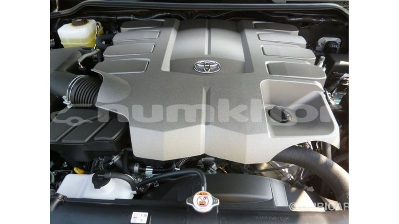 Big with watermark toyota land cruiser bumthang import dubai 3052