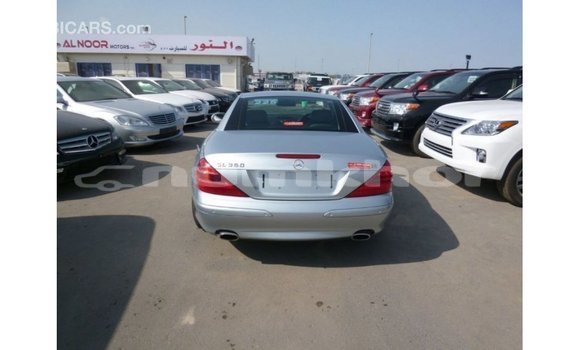 Buy Import Mercedes-Benz 190 Other Car in Import - Dubai in Bumthang Buy Import Mercedes-Benz 190 Other Car in Import - Dubai in Bumthang