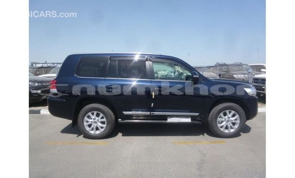 Buy Import Toyota Land Cruiser Blue Car in Import - Dubai in Bumthang Buy Import Toyota Land Cruiser Blue Car in Import - Dubai in Bumthang