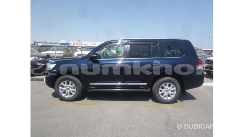 Big with watermark toyota land cruiser bumthang import dubai 3060