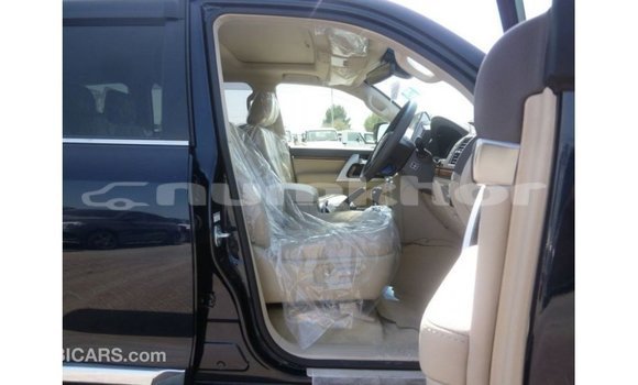Buy Import Toyota Land Cruiser Blue Car in Import - Dubai in Bumthang Buy Import Toyota Land Cruiser Blue Car in Import - Dubai in Bumthang