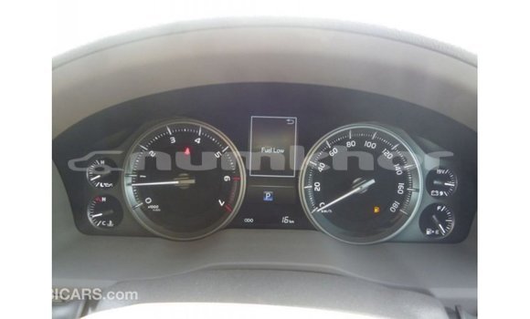 Buy Import Toyota Land Cruiser Blue Car in Import - Dubai in Bumthang Buy Import Toyota Land Cruiser Blue Car in Import - Dubai in Bumthang