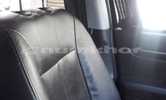 Buy Used Hyundai Santa Fe Black Car in Thimphu in Timphu Buy Used Hyundai Santa Fe Black Car in Thimphu in Timphu