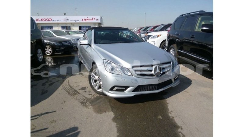 Big with watermark mercedes benz 250 bumthang import dubai 3064