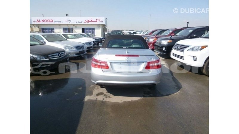 Big with watermark mercedes benz 250 bumthang import dubai 3064